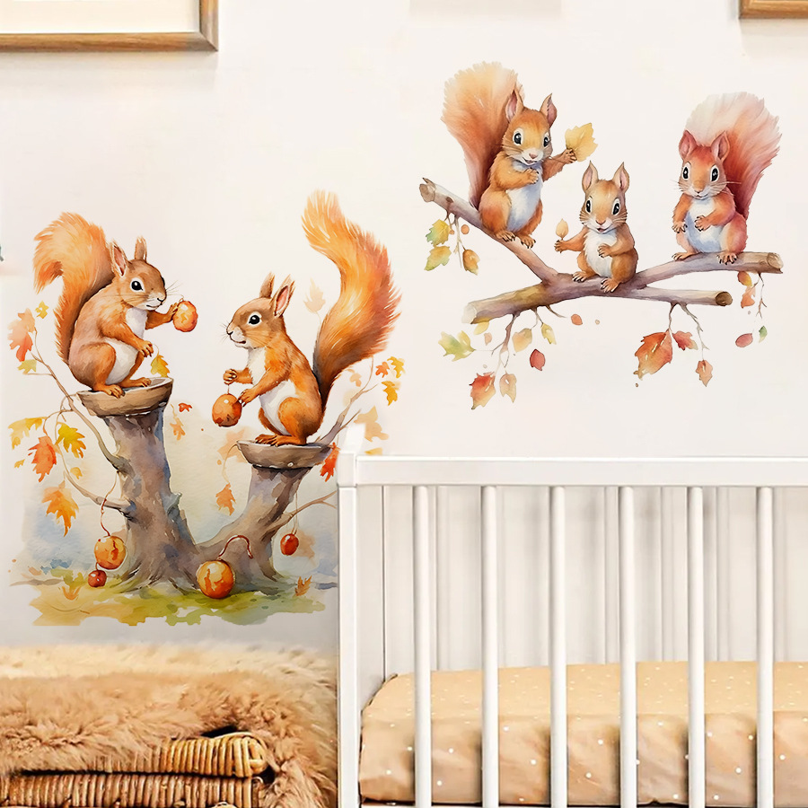 Baby Nursery Tree - Cartoon süße warme Eichhörnchen Familie Klettern